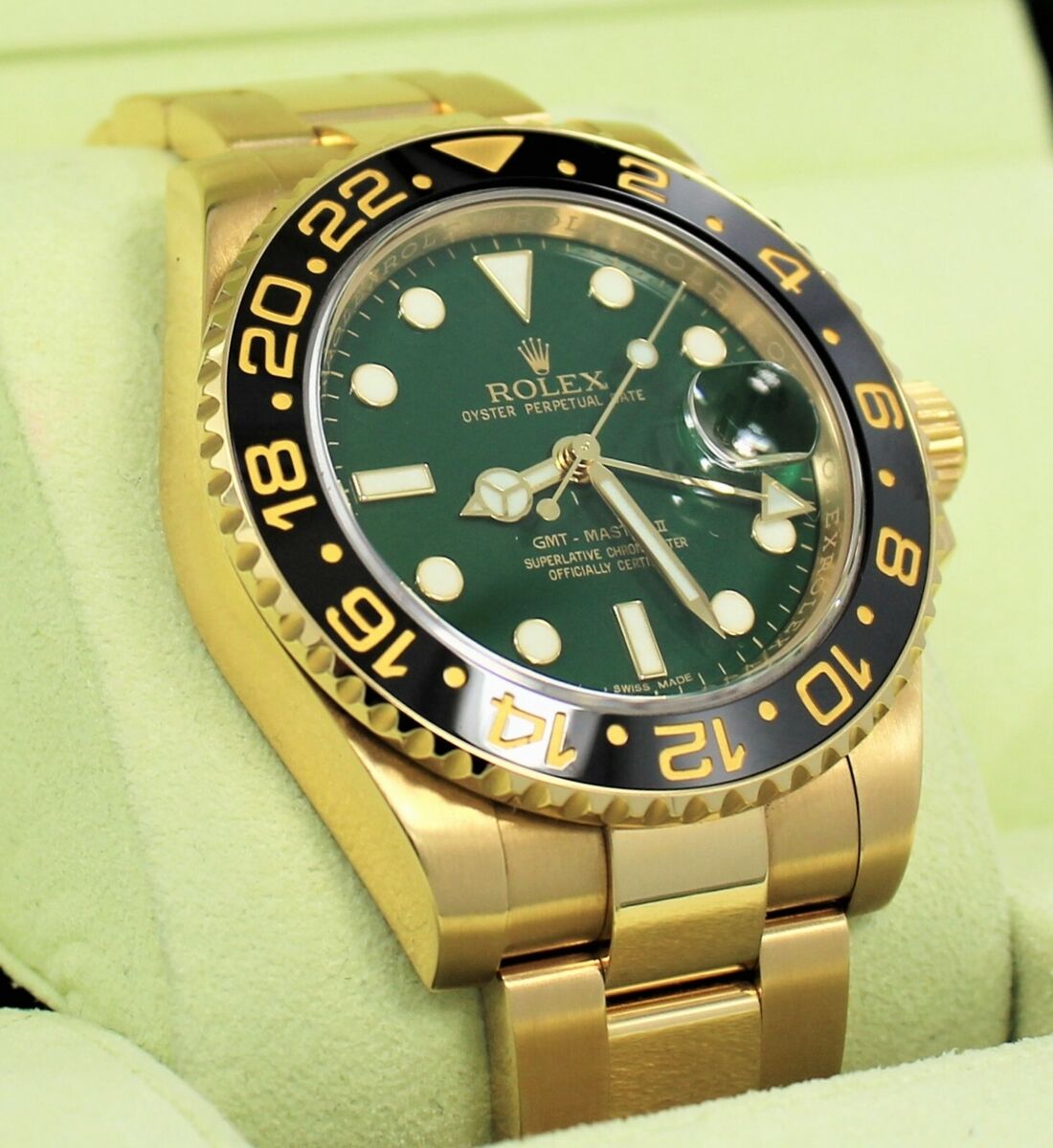 Rolex GMT-Master II RARE Green Dial (PREMIUM)